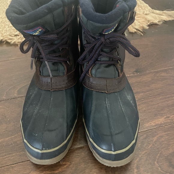 Sporto all weather boots for rain and snow. Size 8. Rarely worn. - Picture 2 of 5
